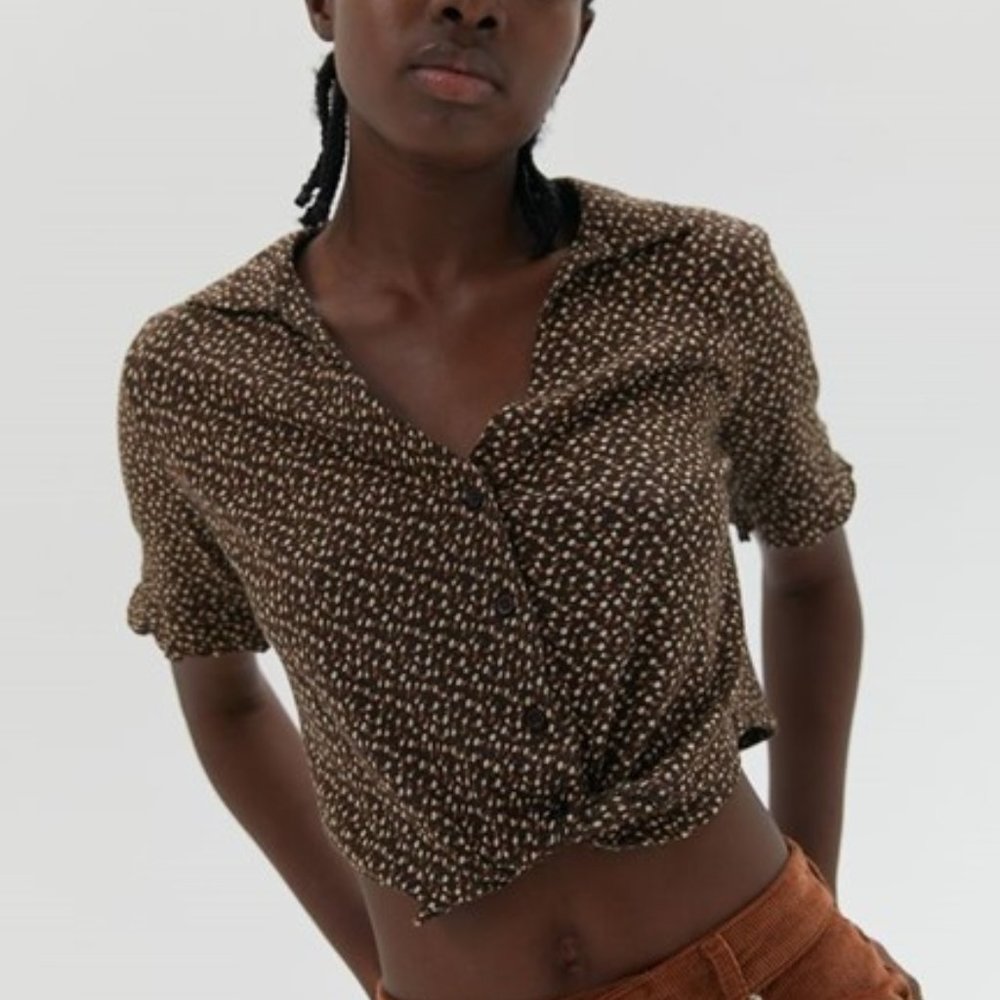 NWT Urban Outfitters Miranda Knotted Button-Down